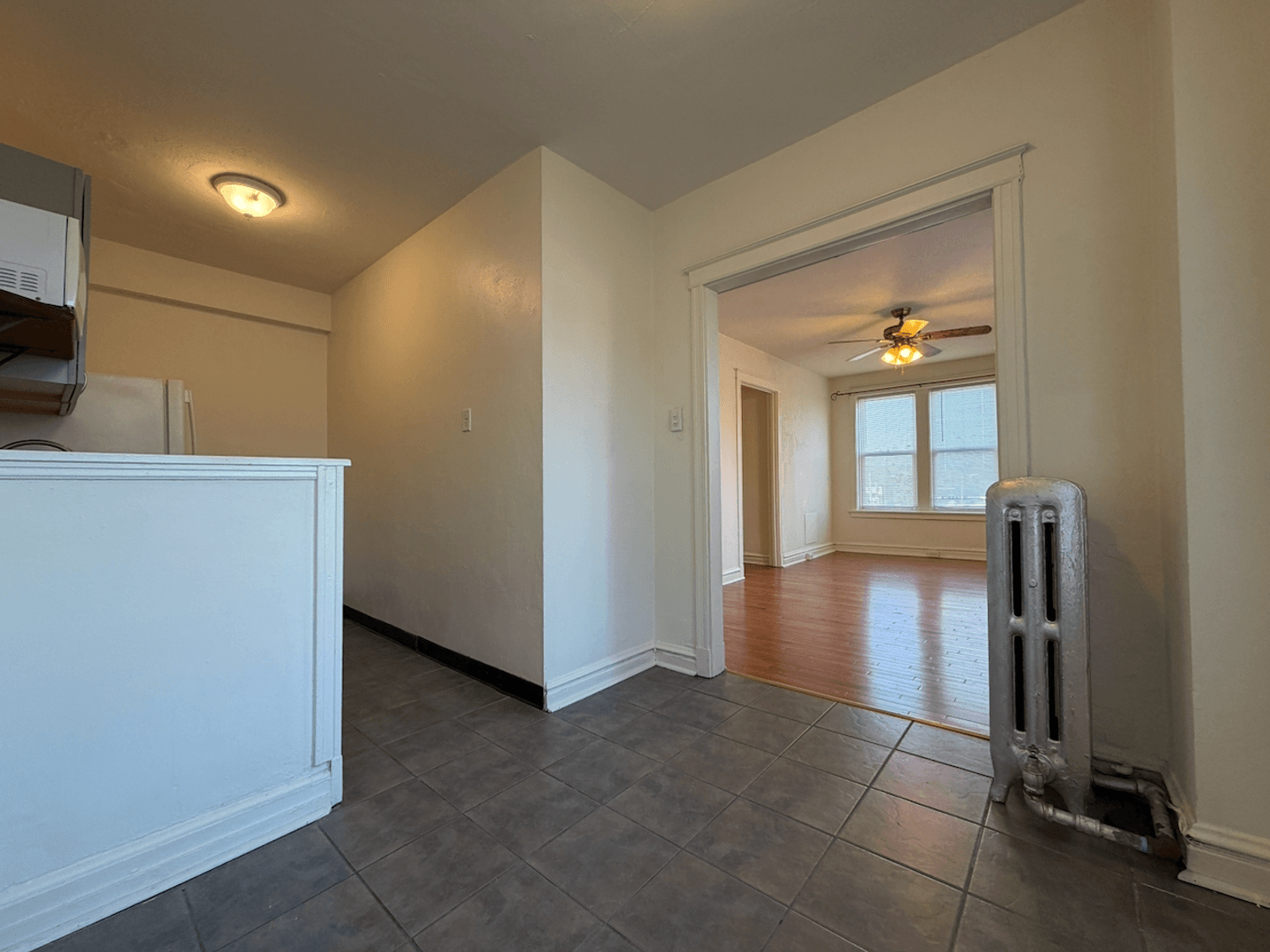 St. Louis Apartment: 3853 Lindell Boulevard