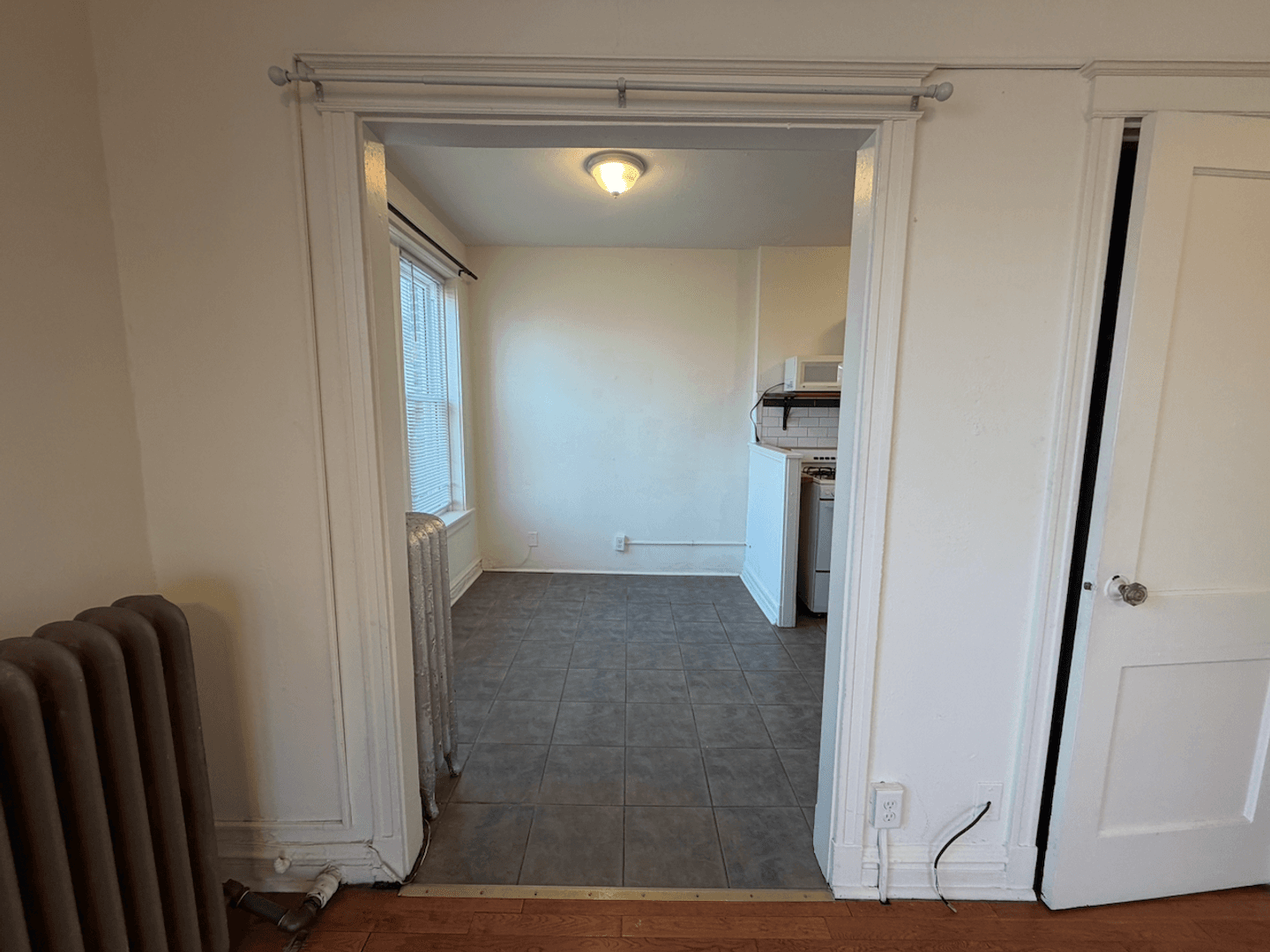 St. Louis Apartment: 3853 Lindell Boulevard