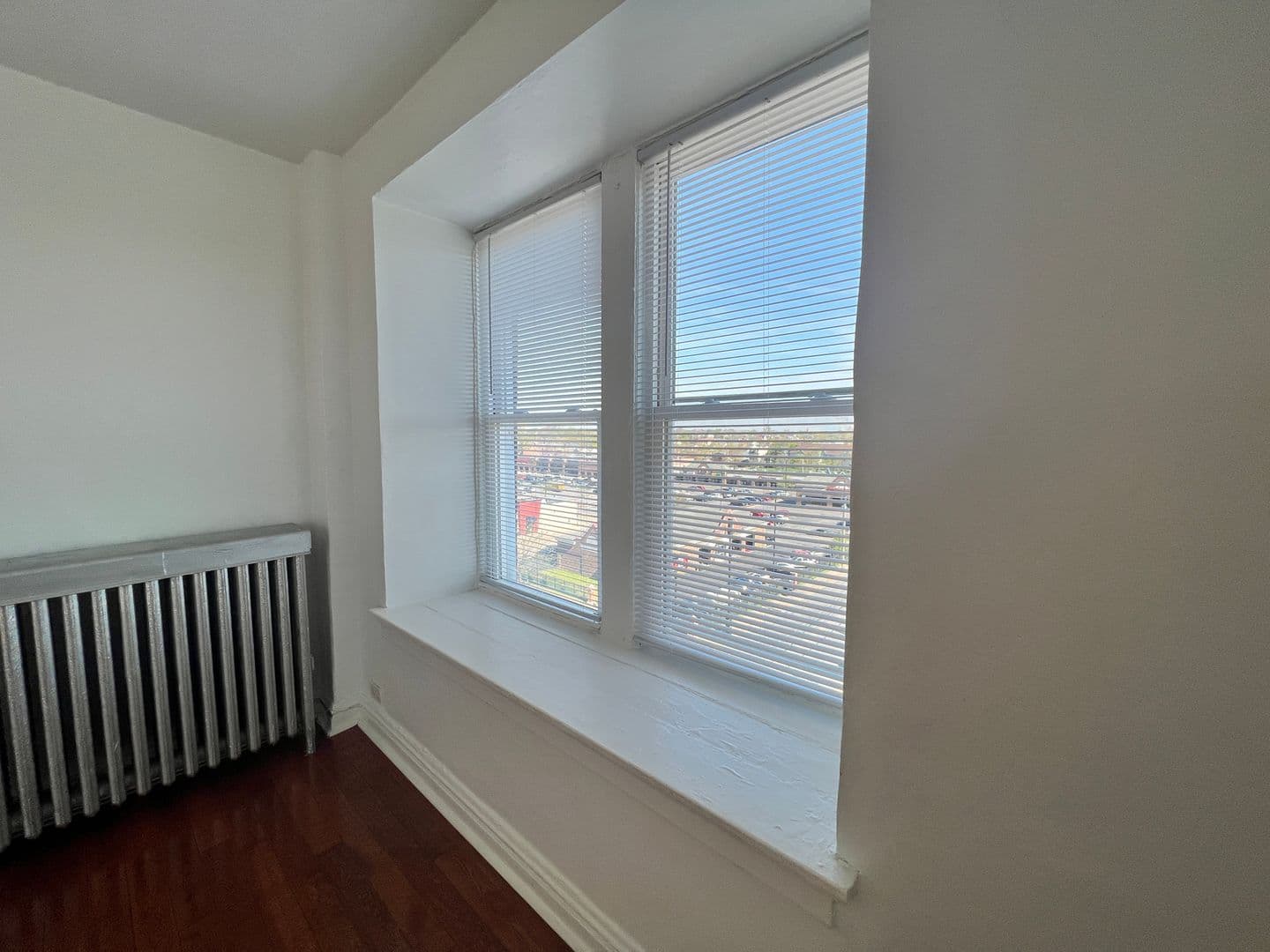 St. Louis Apartment: 4066 Lindell Blvd.