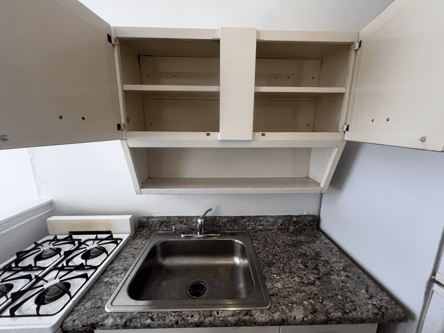 St. Louis Apartment: 3853 Lindell Boulevard