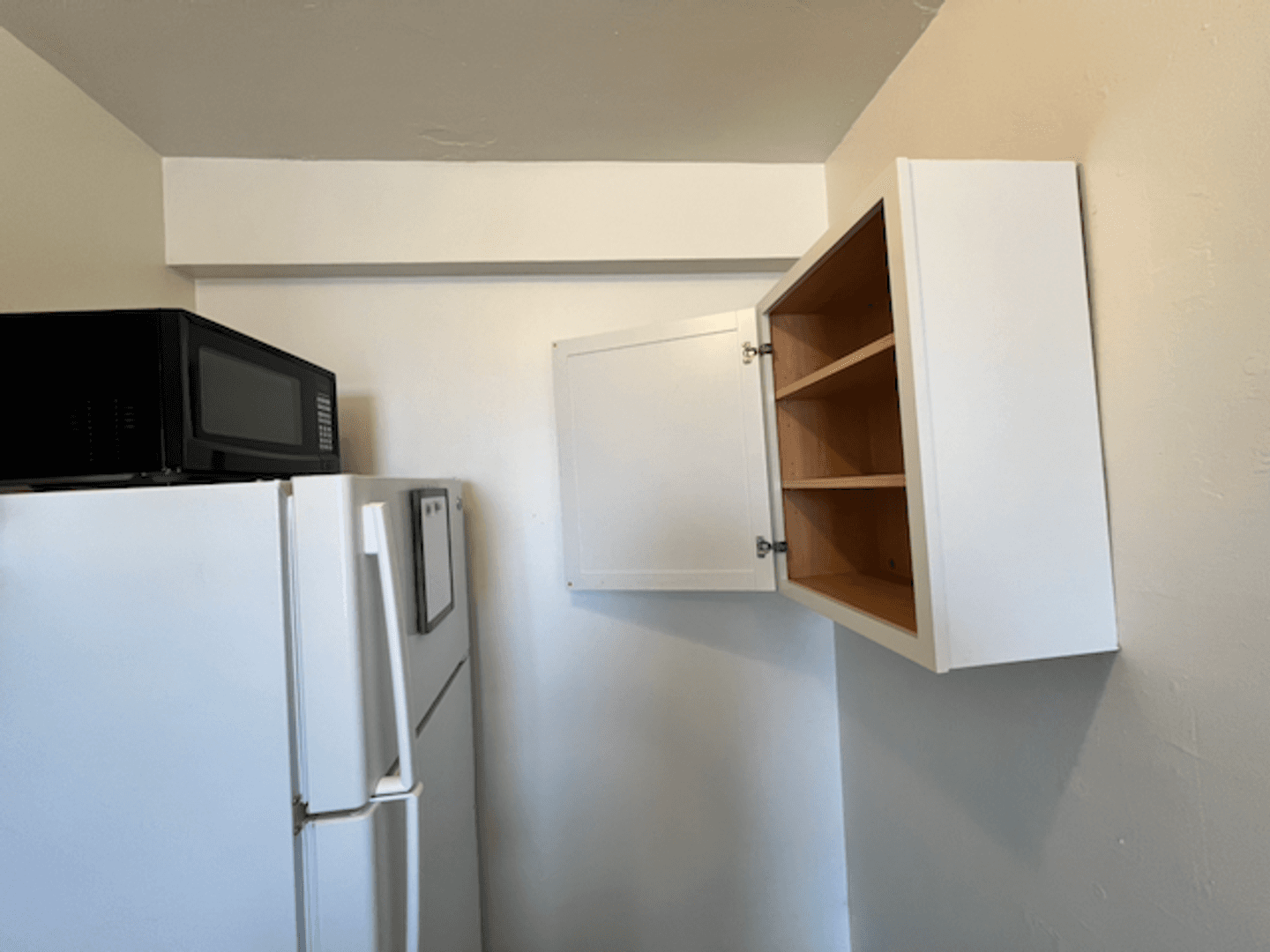 St. Louis Apartment: 3853 Lindell Boulevard