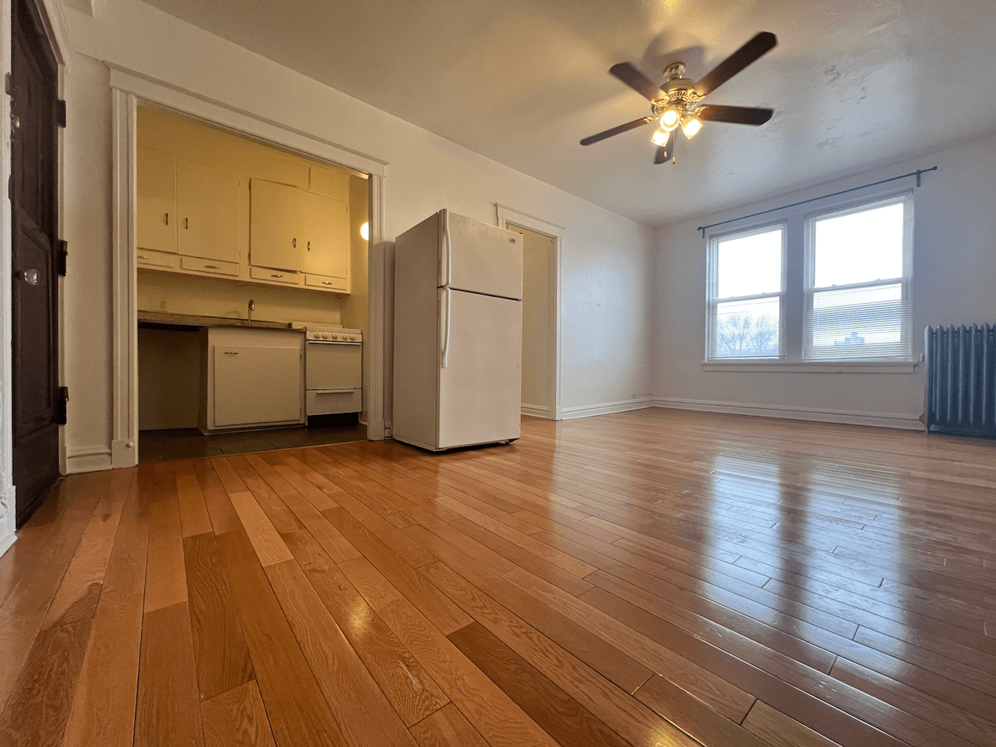 St. Louis Apartment: 4066 Lindell Blvd.