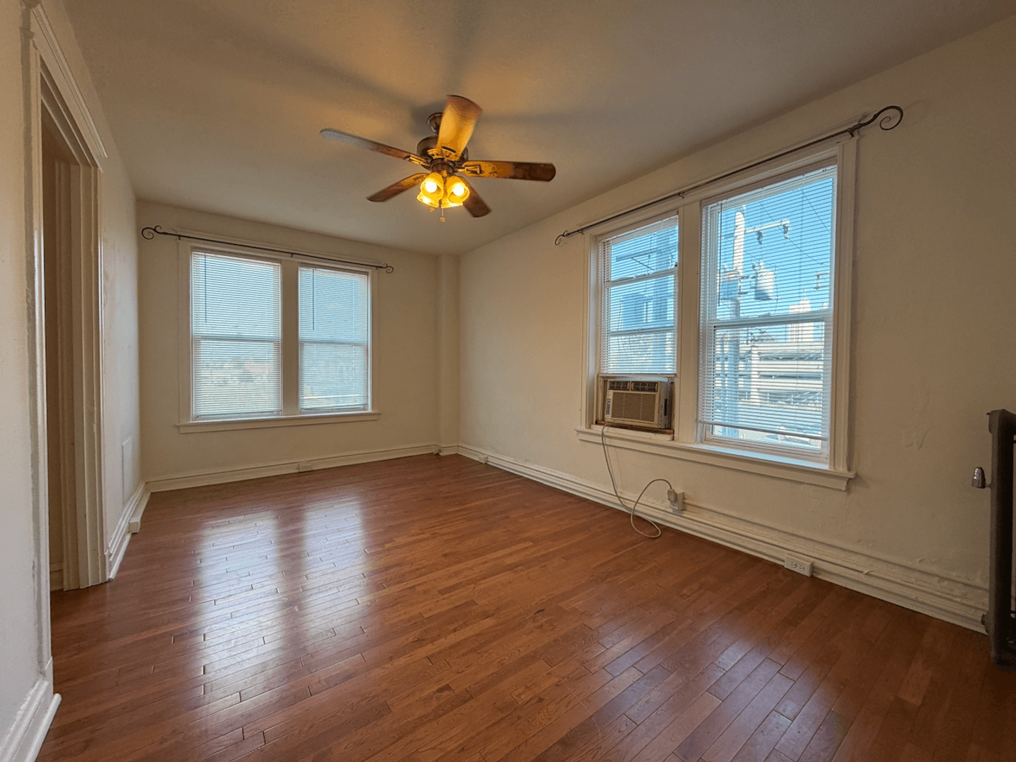 St. Louis Apartment: 3853 Lindell Boulevard