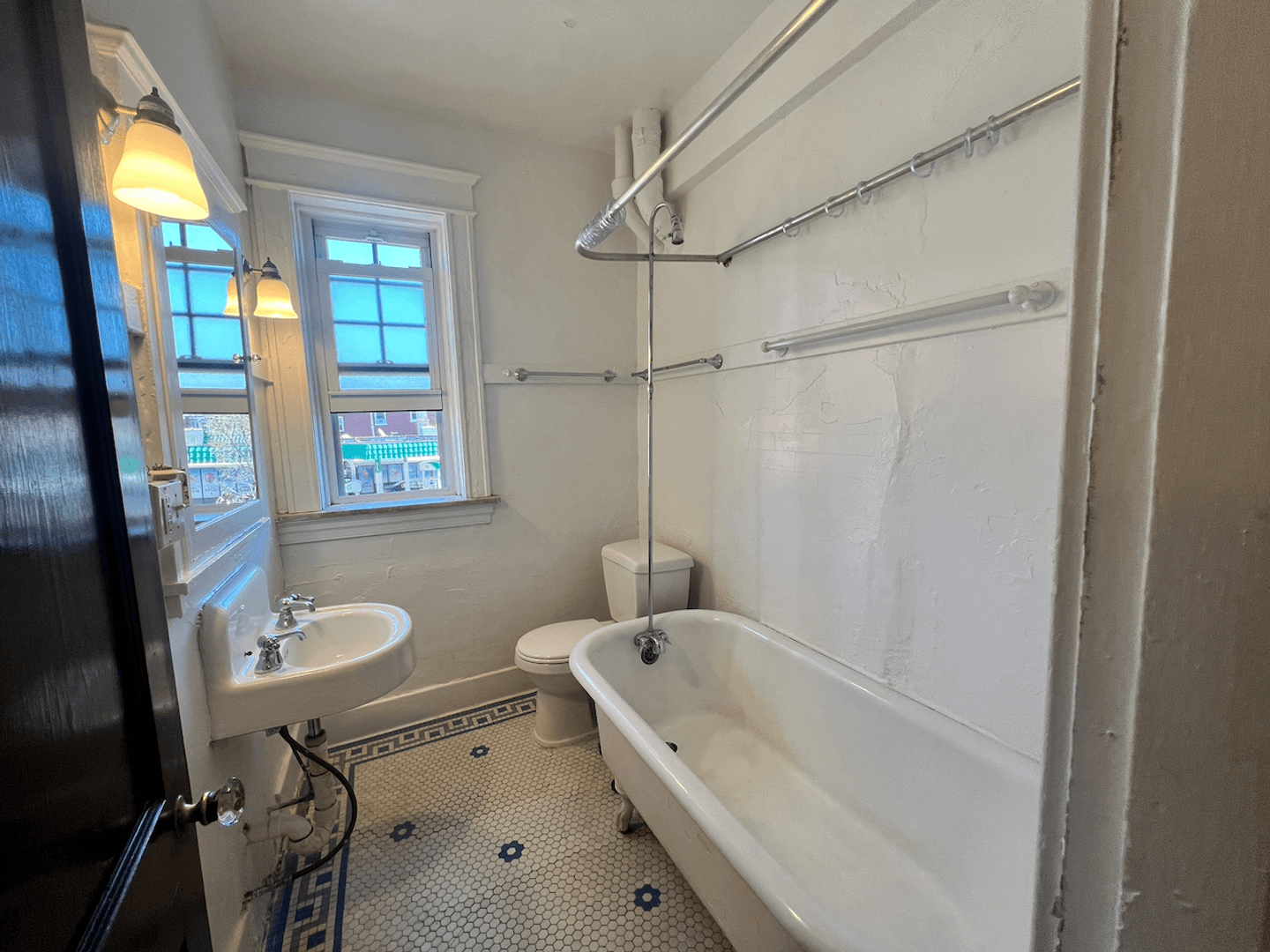 St. Louis Apartment: 3179-91A S. Grand & 3606-3612 Connecticut
