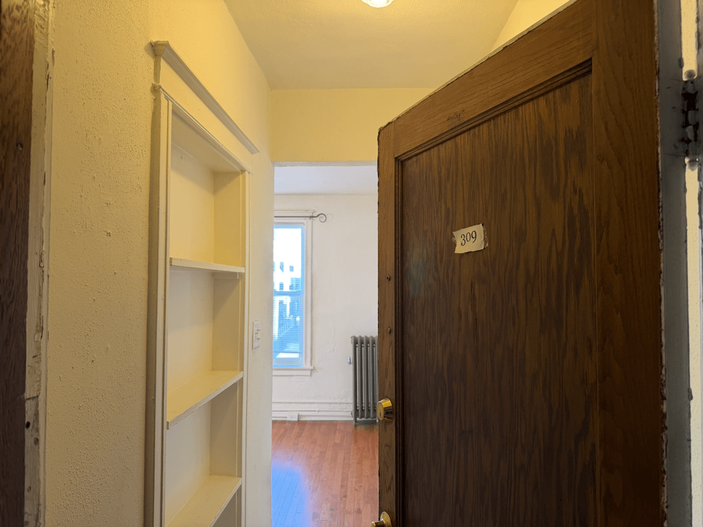 St. Louis Apartment: 3853 Lindell Boulevard