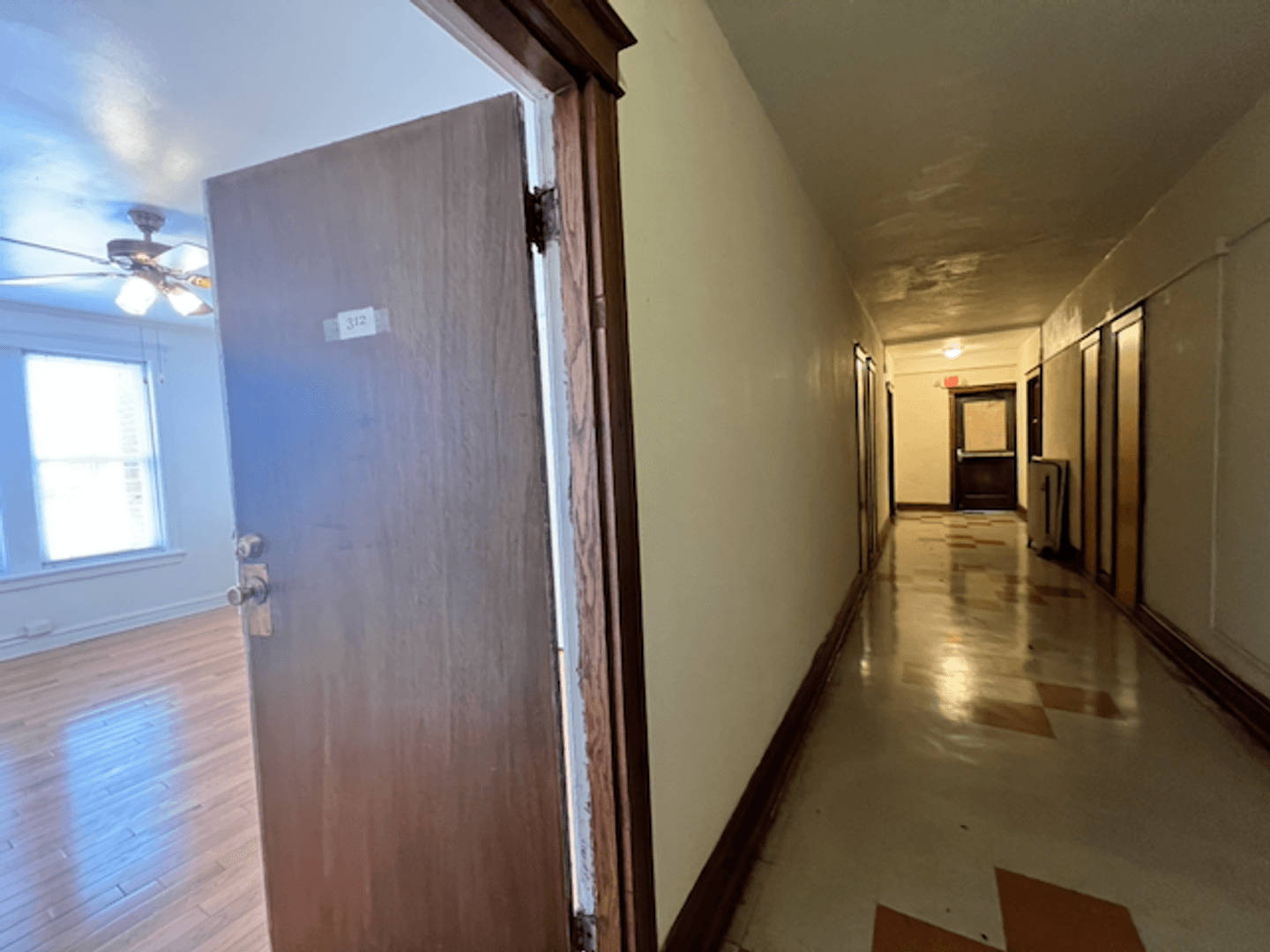 St. Louis Apartment: 3853 Lindell Boulevard