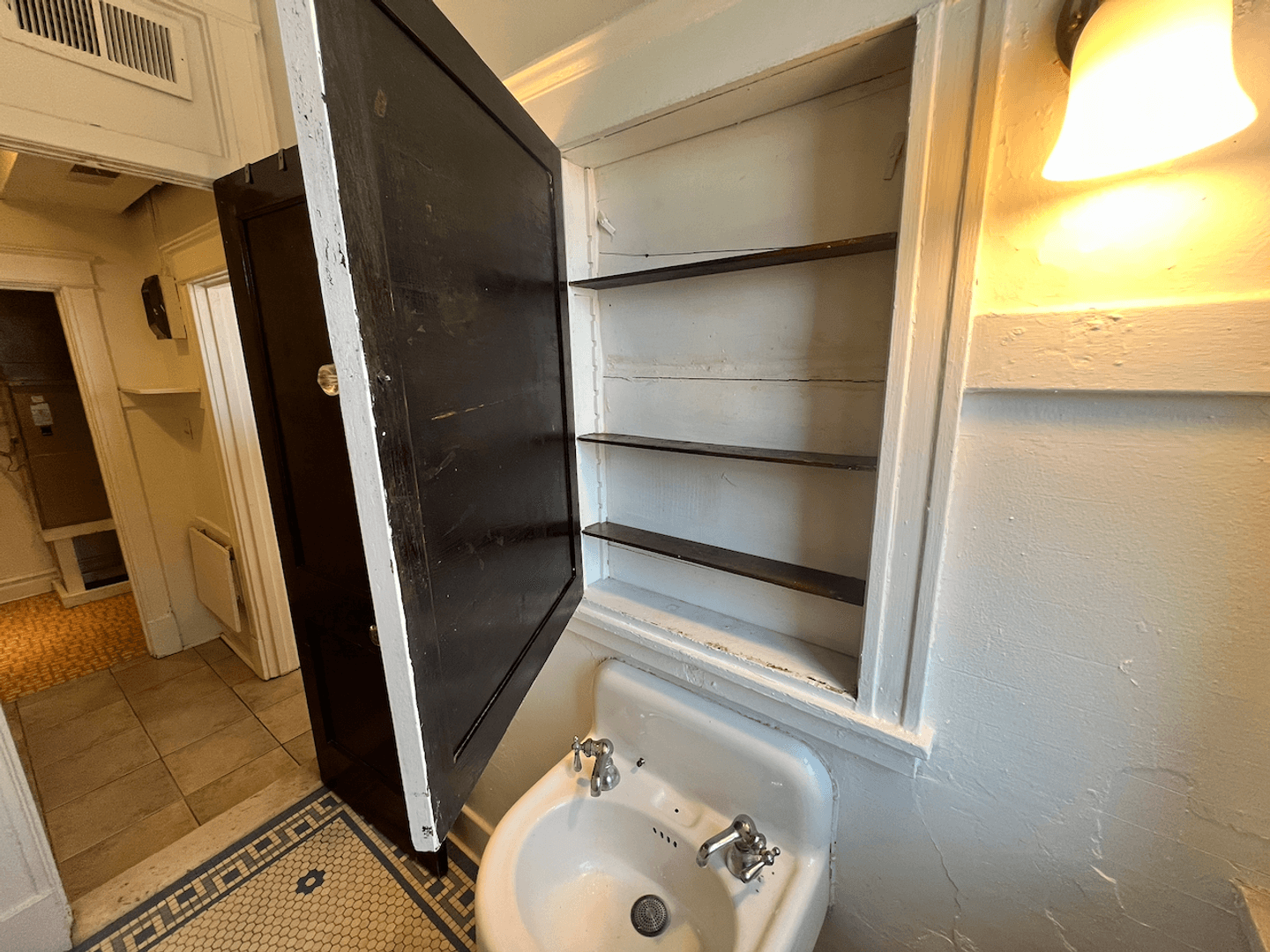 St. Louis Apartment: 3179-91A S. Grand & 3606-3612 Connecticut