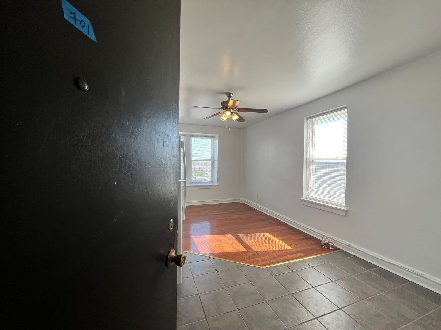 St. Louis Apartment: 4066 Lindell Blvd.