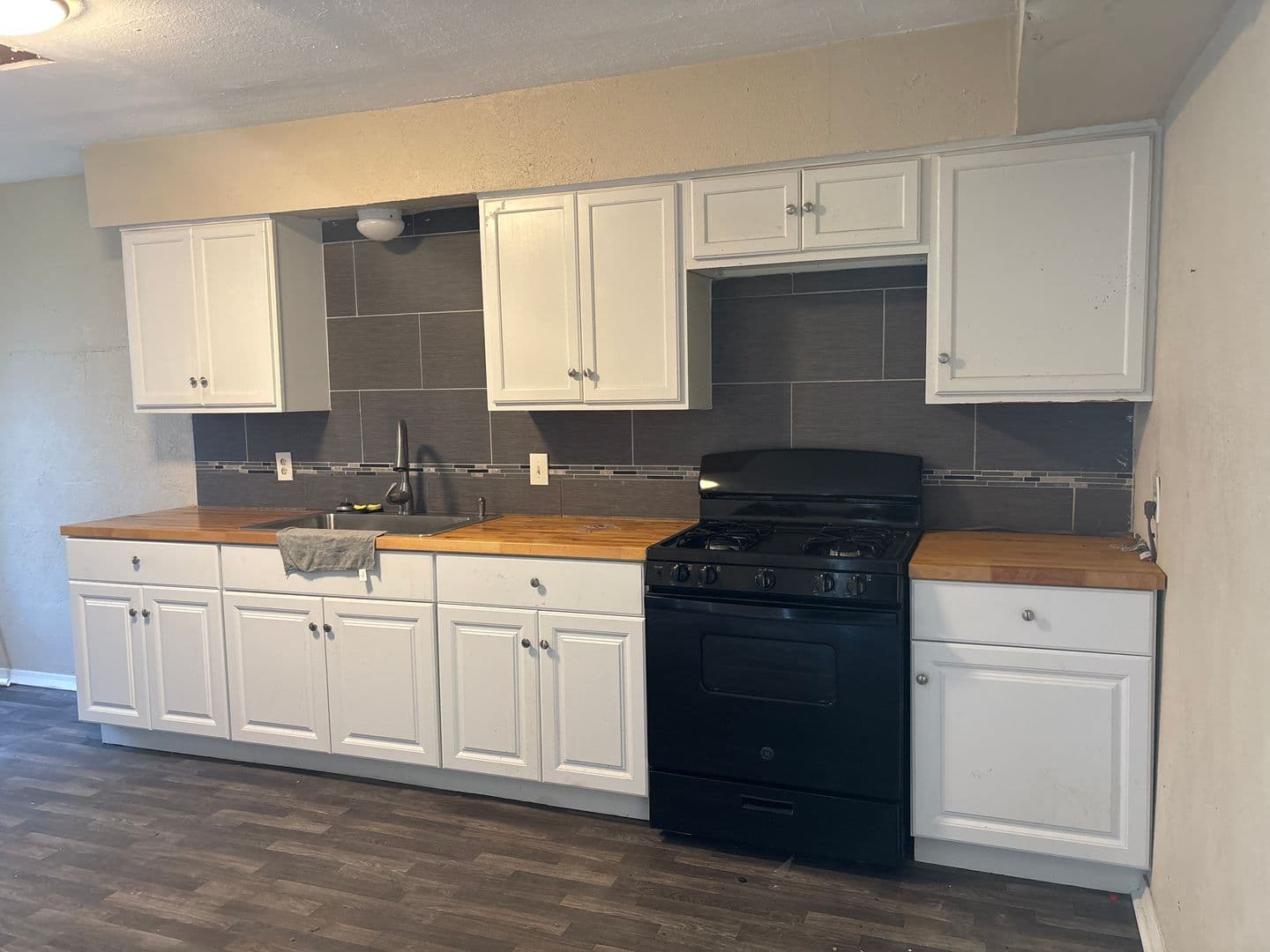 Corpus Christi Apartment: 9850 La Branch Dr