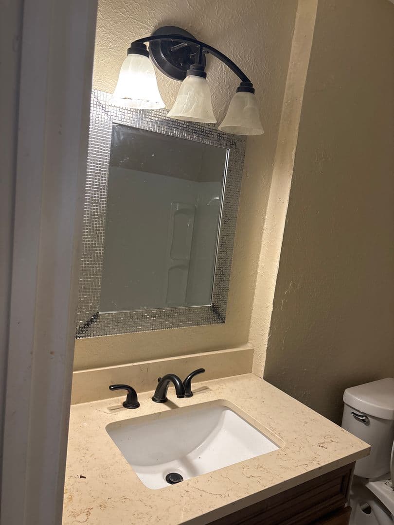 Corpus Christi Apartment: 9850 La Branch Dr