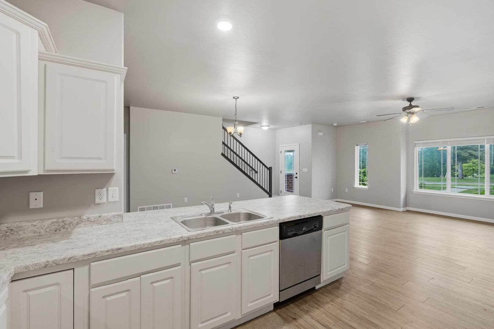 Iowa City Apartment: 3432 Eastbrook St.