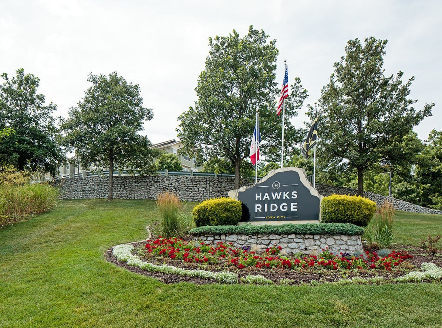 Iowa City Apartment: 100 Hawk Ridge Drive