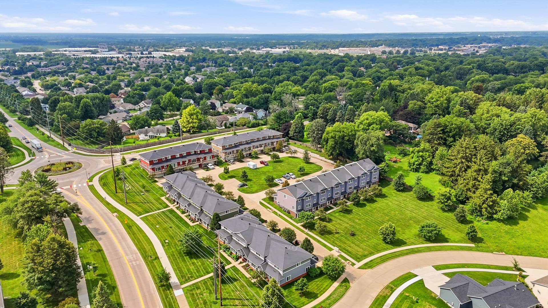 Iowa City Apartment: 3432 Eastbrook St.