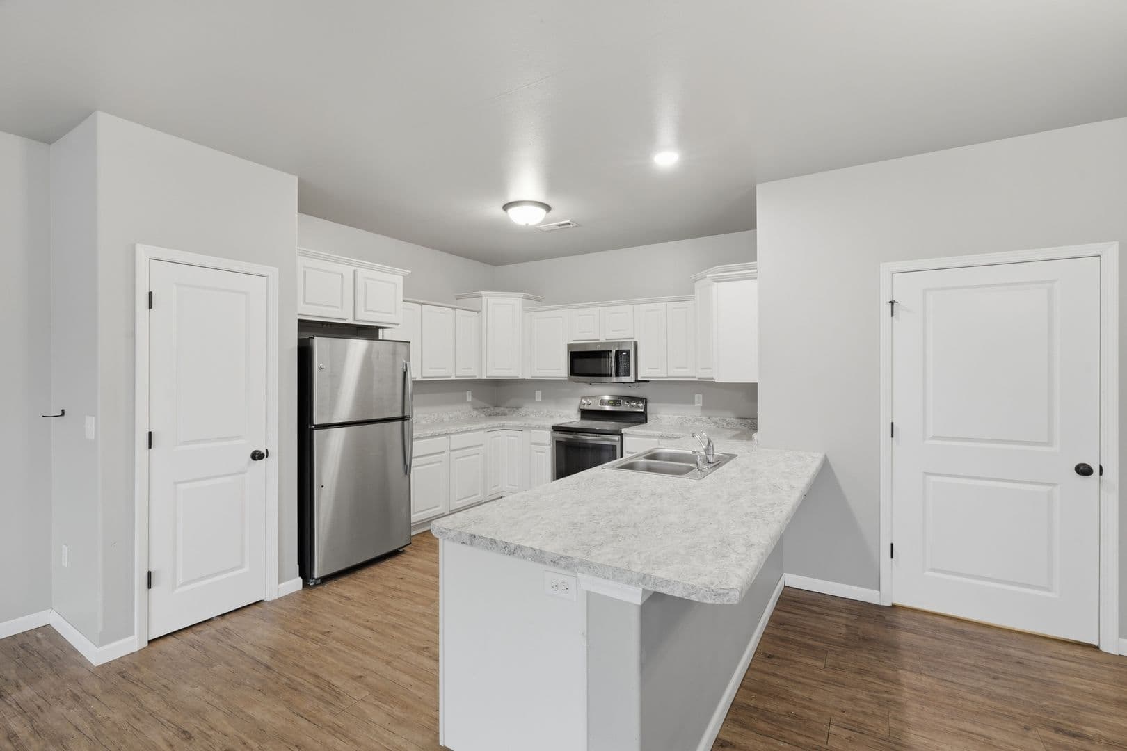 Iowa City Apartment: 3432 Eastbrook St.