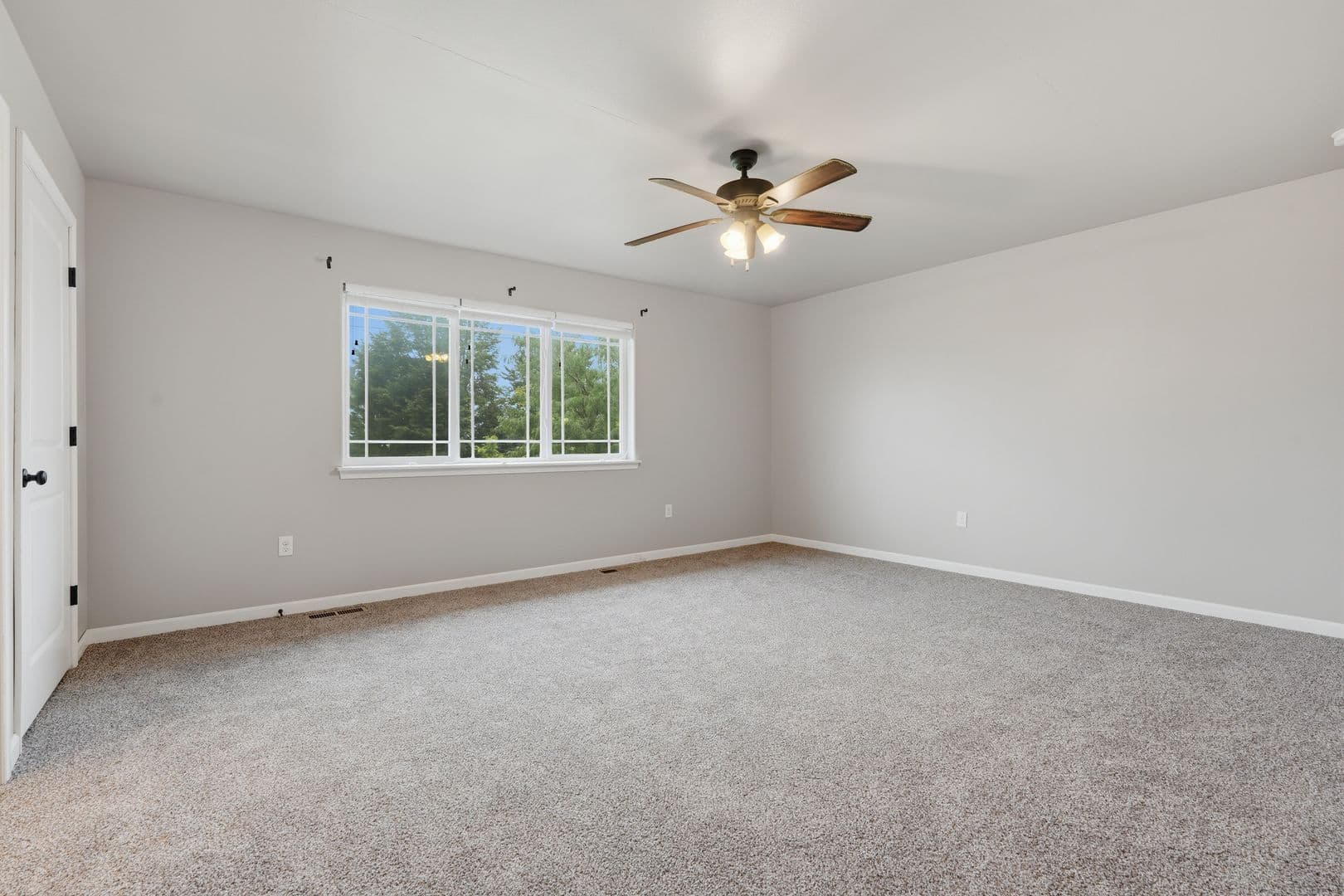 Iowa City Apartment: 3432 Eastbrook St.