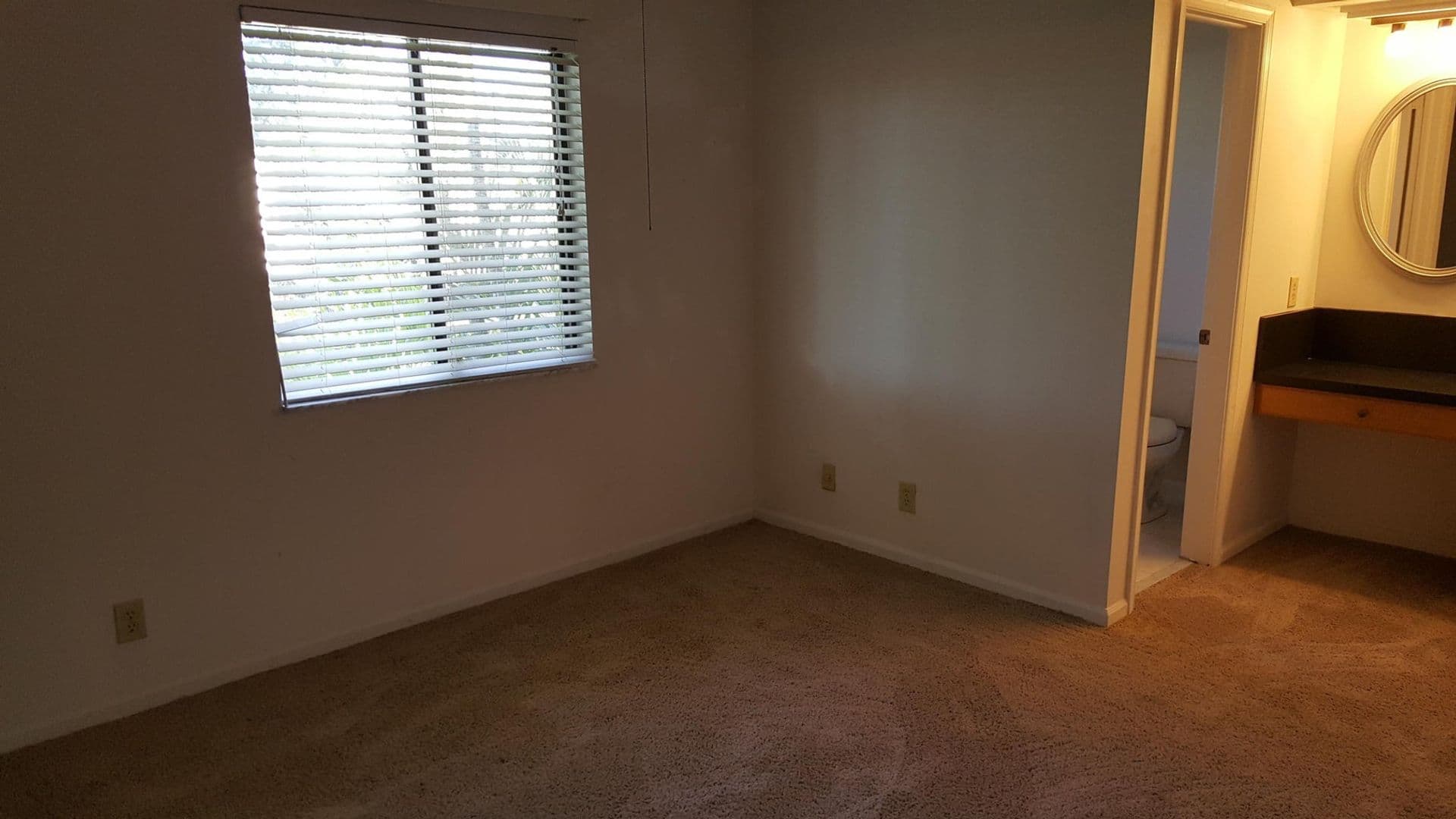 Wellington Apartment: 11868 Sturbridge Lane