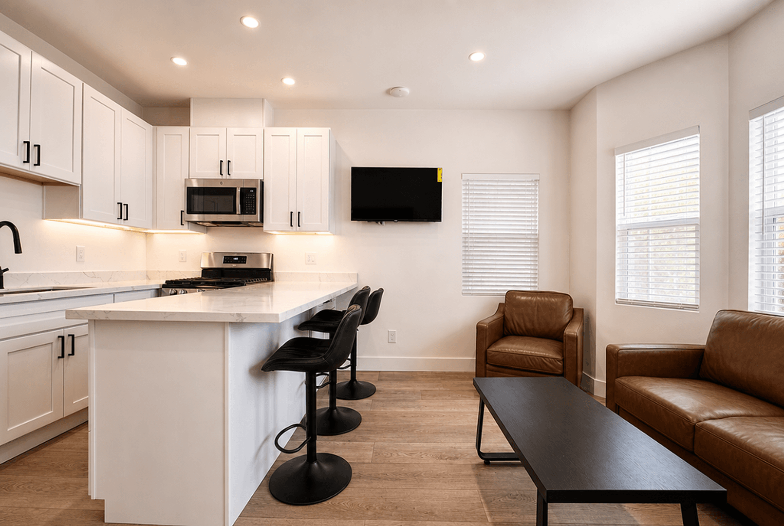 Berkeley Apartment: 1803 Oxford St