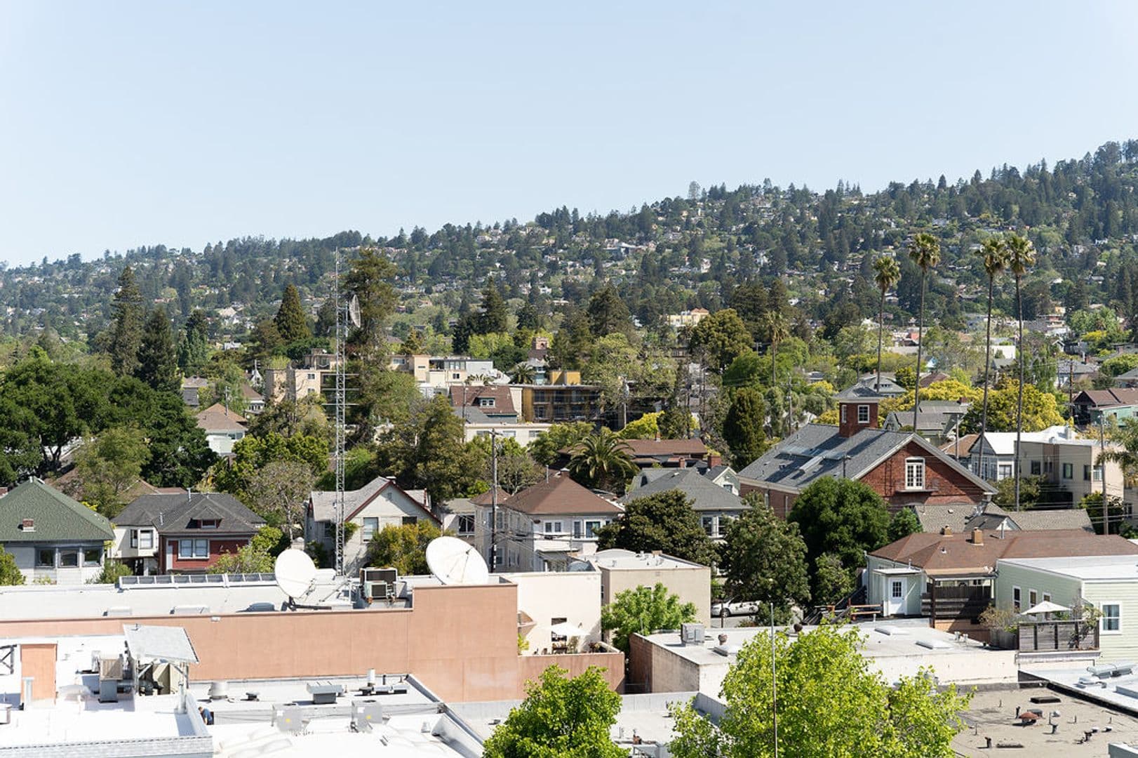 Berkeley Apartment: 2099 Martin Luther King Jr. Way