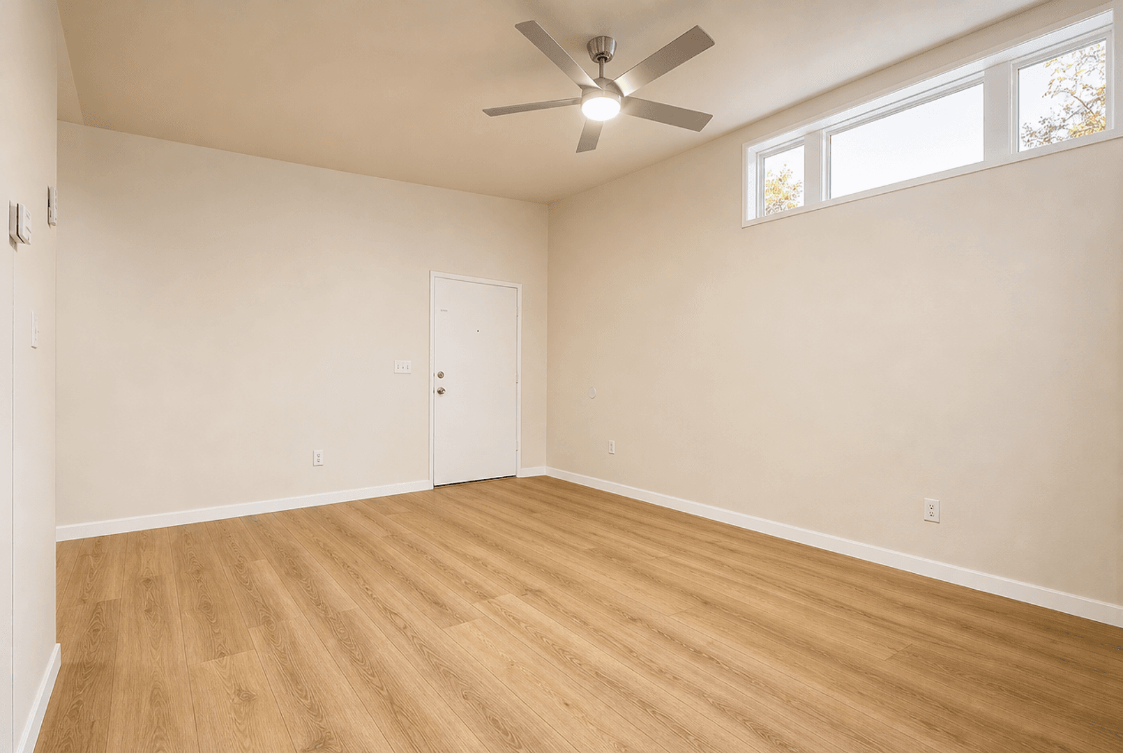 Pittsburg Apartment: 45 W. Tenth st.