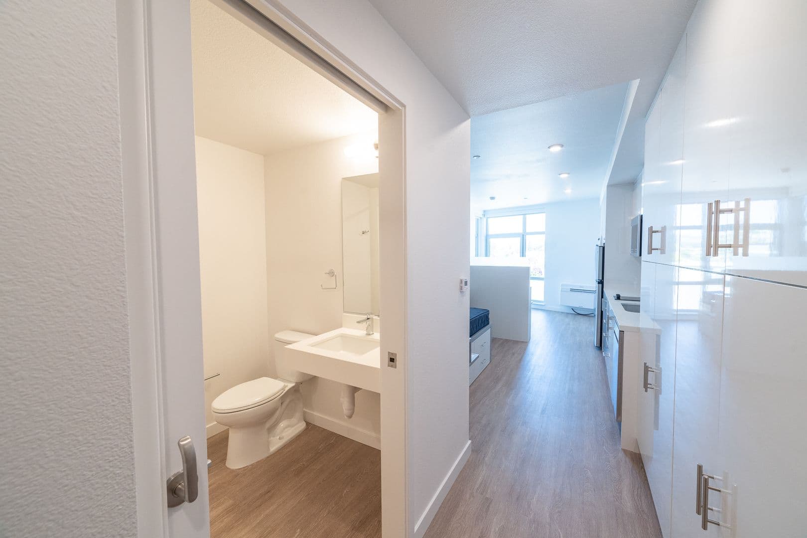 Berkeley Apartment: 2001 Milvia St