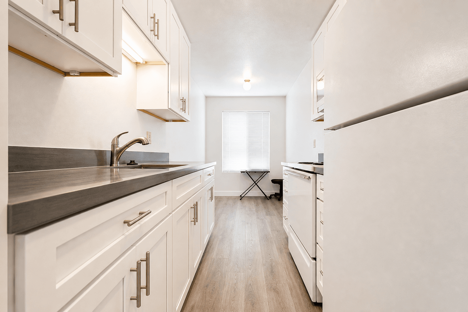 Berkeley Apartment: 2540 College Ave