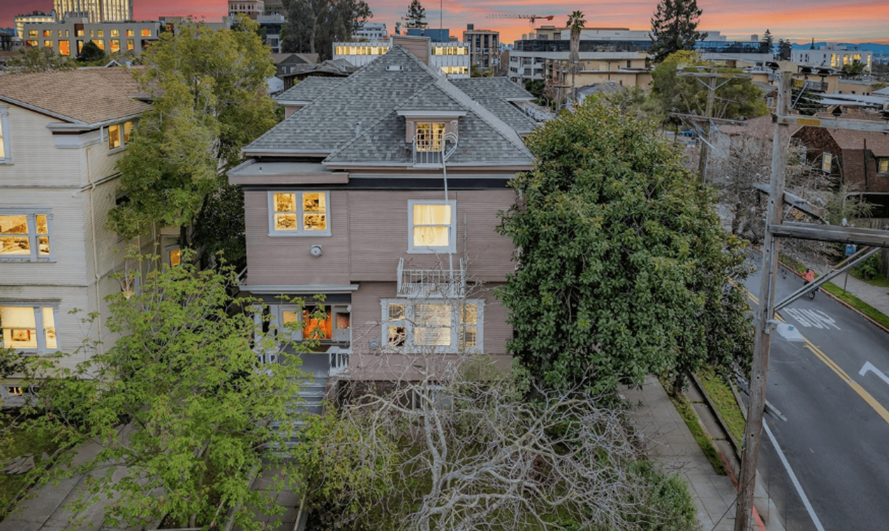 Berkeley Apartment: 1801 Milvia Street
