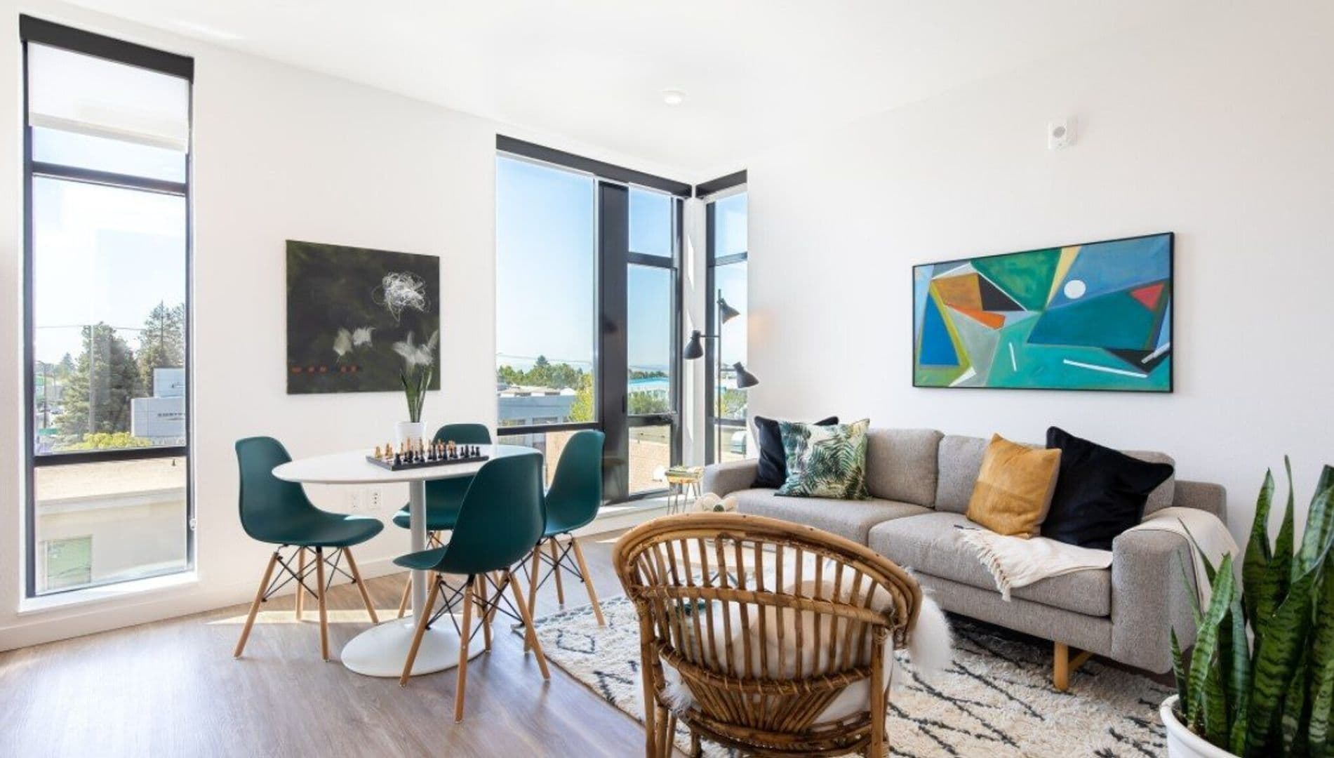 Berkeley Apartment: 2640 Shattuck Ave