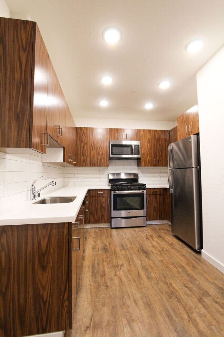 Berkeley Apartment: 1901 Dwight Way