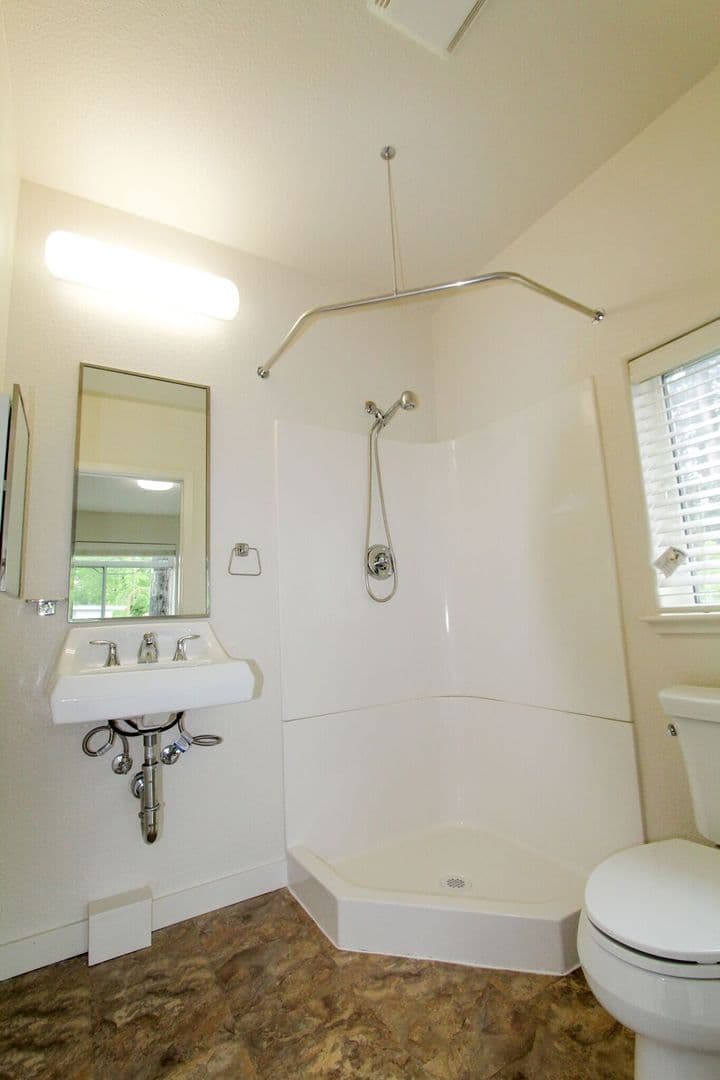 Berkeley Apartment: 1901 Dwight Way