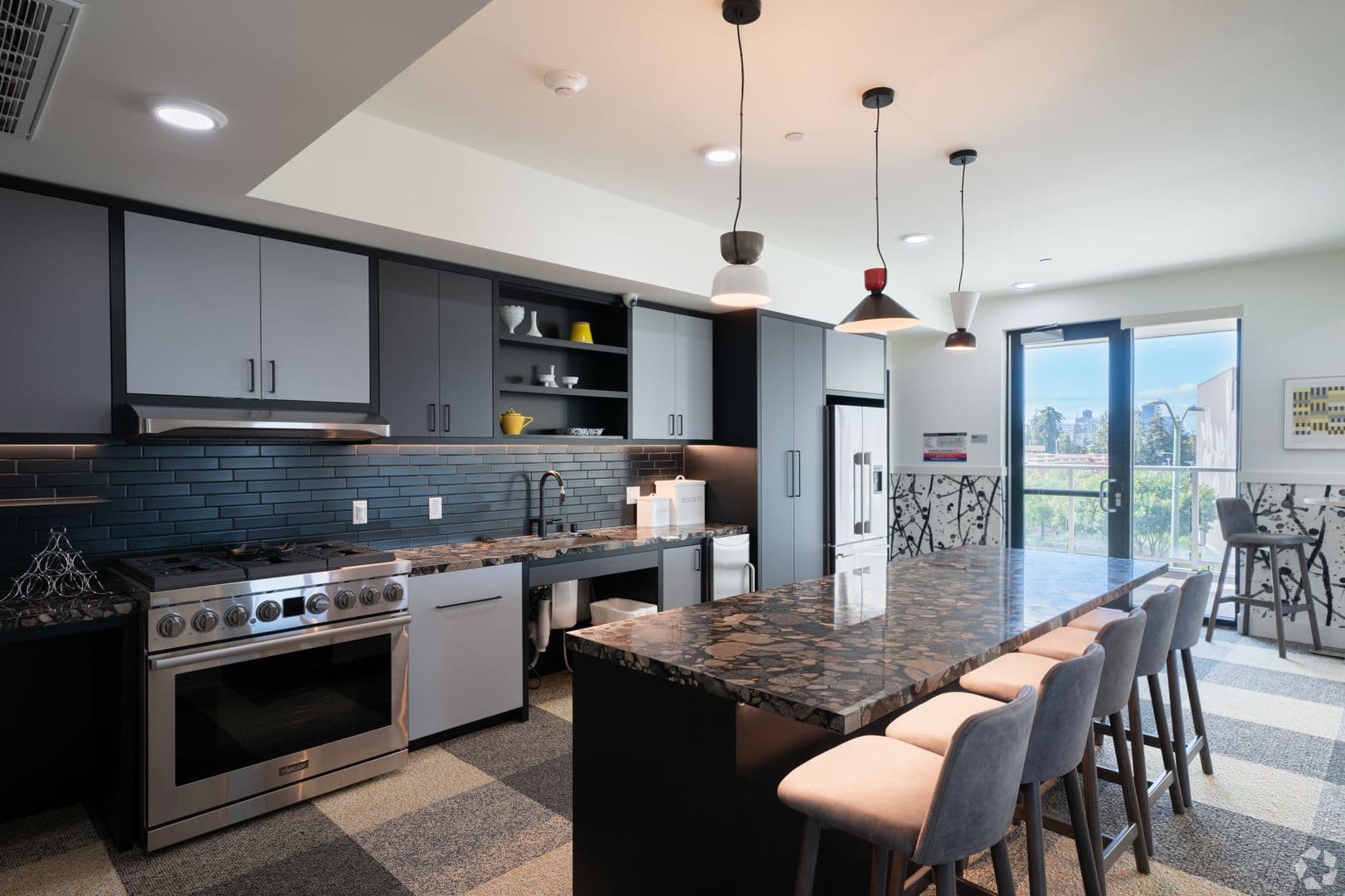 Oakland Apartment: 240 W. MacArthur Blvd