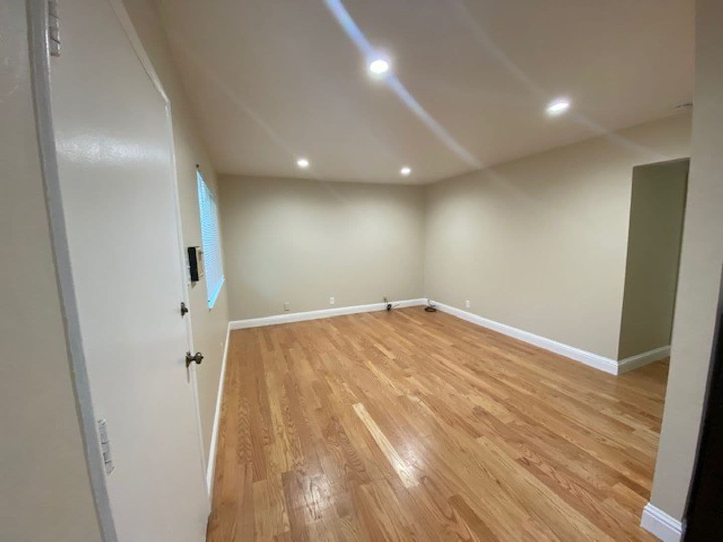 Oakland Apartment: 200 East 15th Street