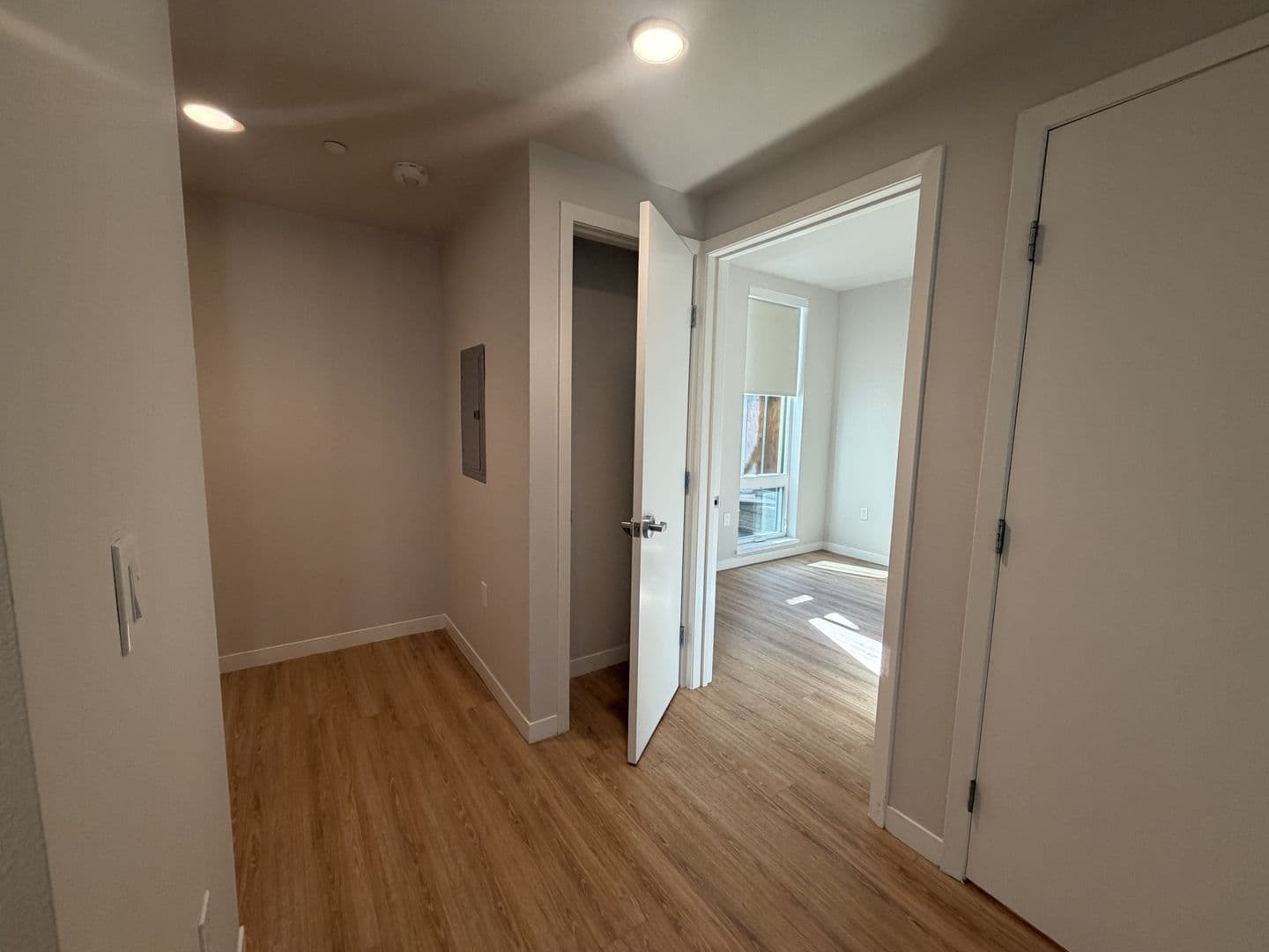 Berkeley Apartment: 2067 University Ave