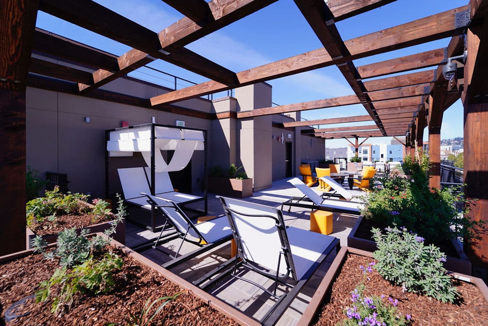 Berkeley Apartment: 2077 Haste St