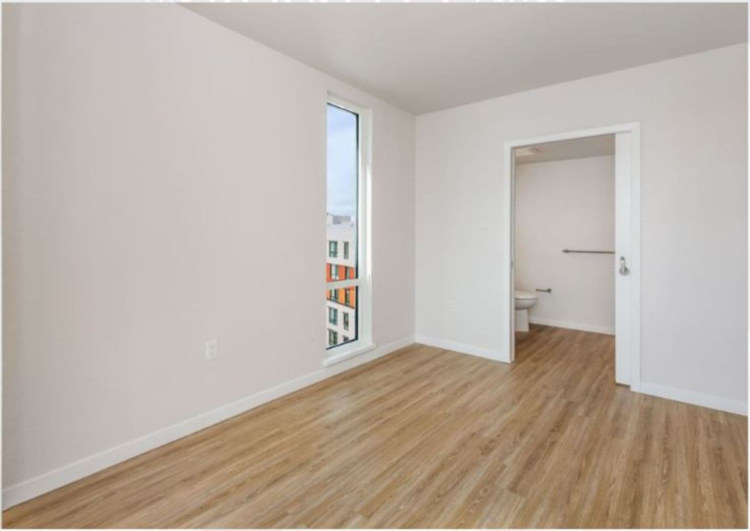 Berkeley Apartment: 2067 University Ave