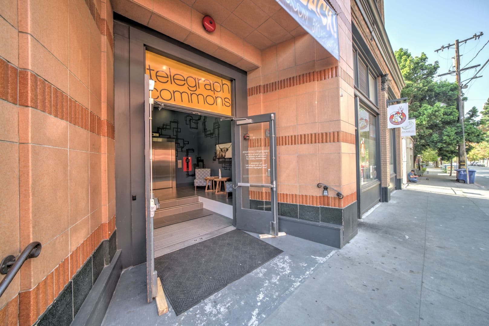 Berkeley Apartment: 2490 Channing Way
