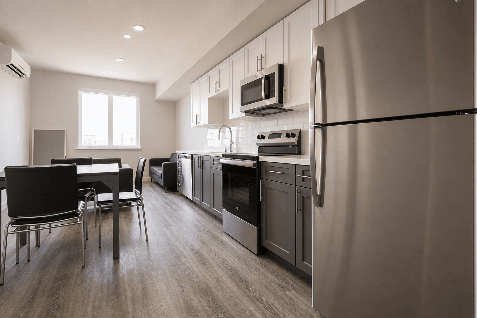 Berkeley Apartment: 2077 Haste St