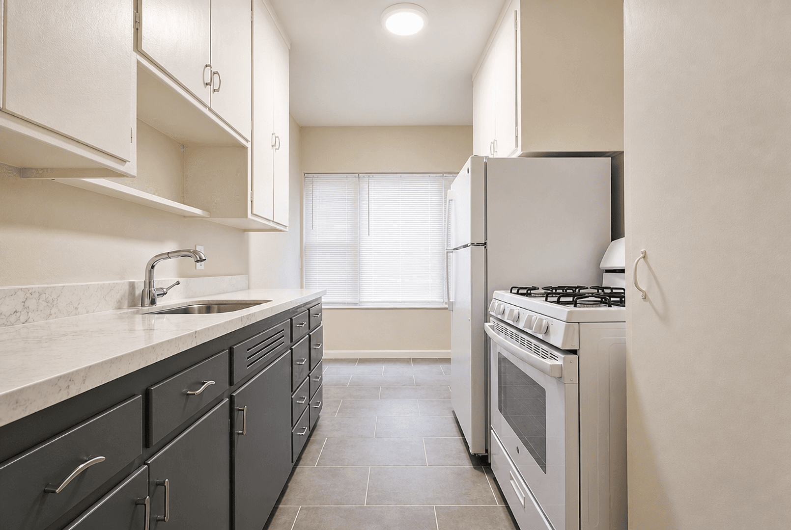 Albany Apartment: 935 Solano Avenue