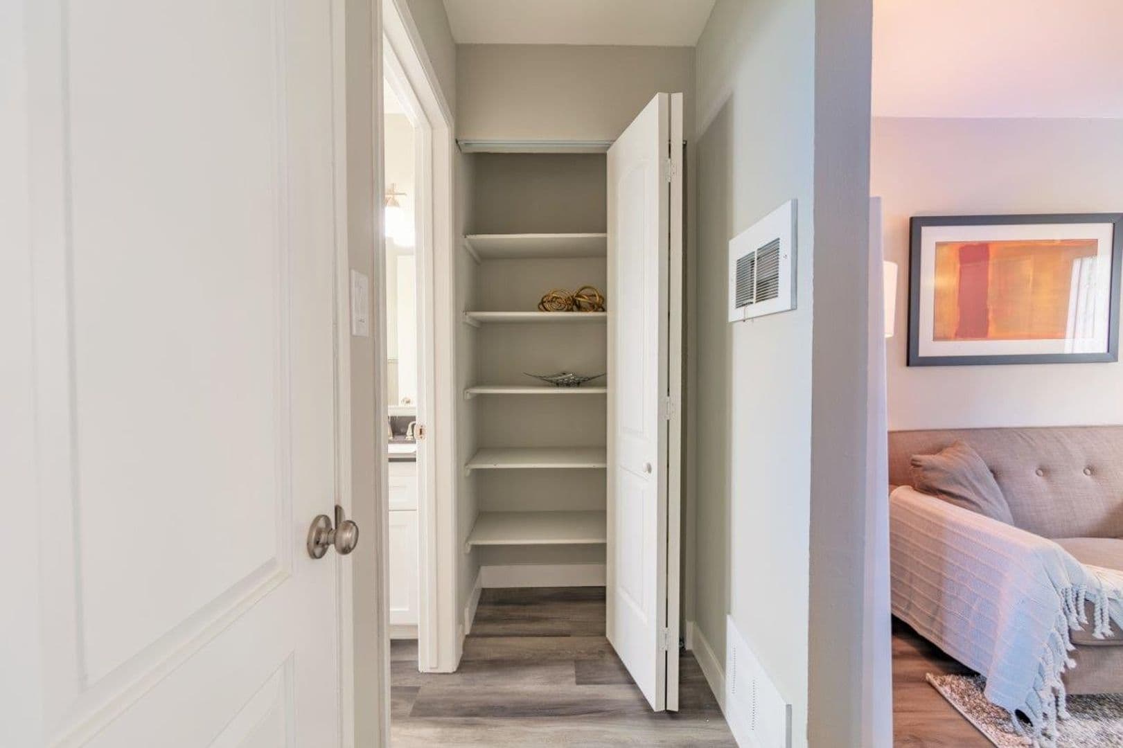 Hayward Apartment: 1282 Mattox Rd