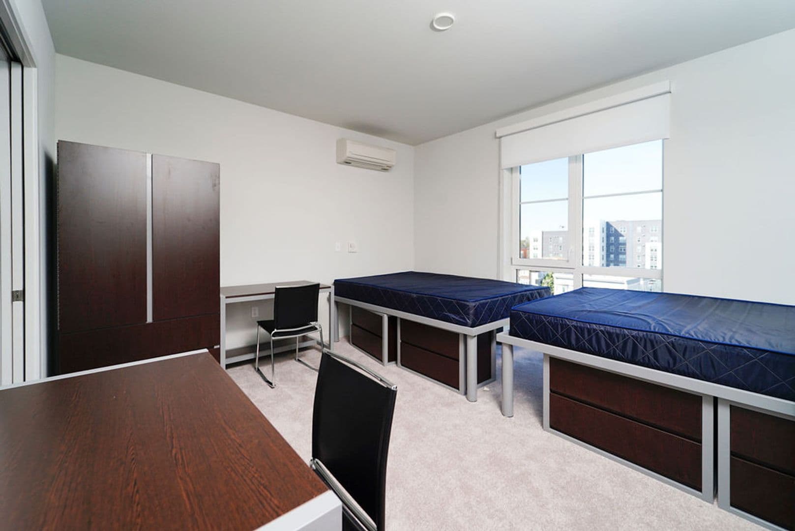Berkeley Apartment: 2077 Haste St