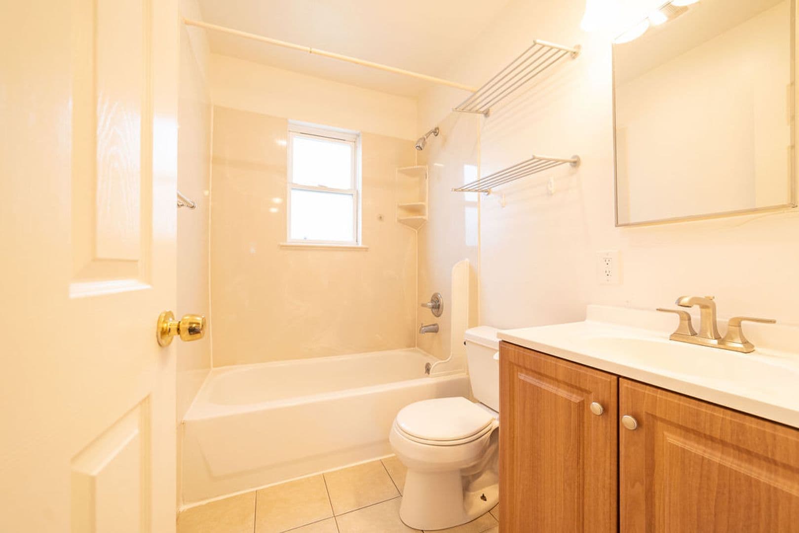 Berkeley Apartment: 2233 Channing Way