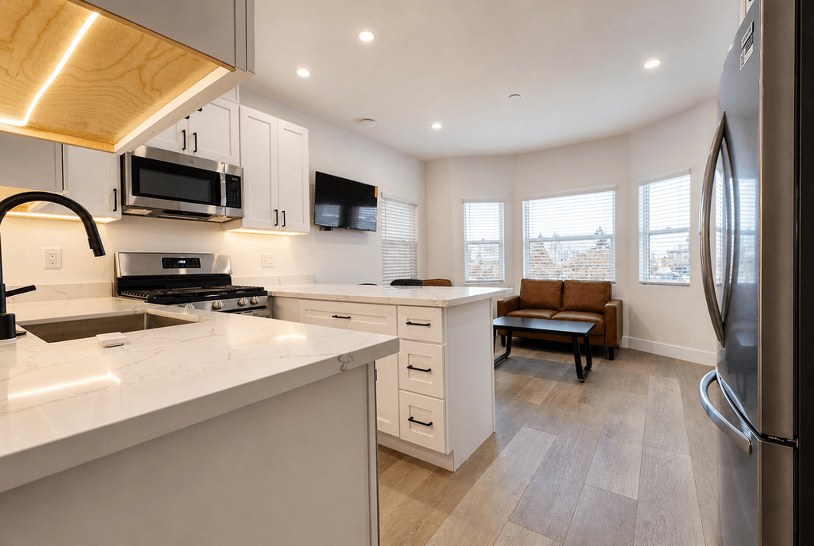 Berkeley Apartment: 1803 Oxford St