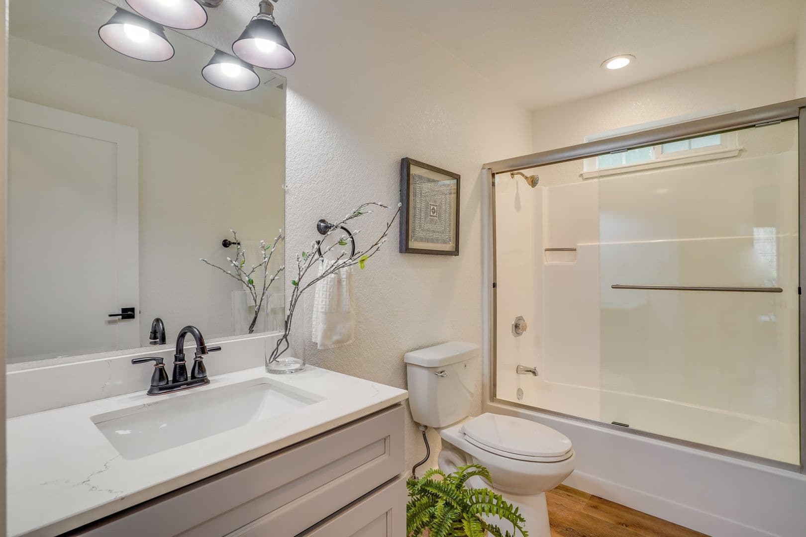 Hayward Apartment: 1282 Mattox Rd
