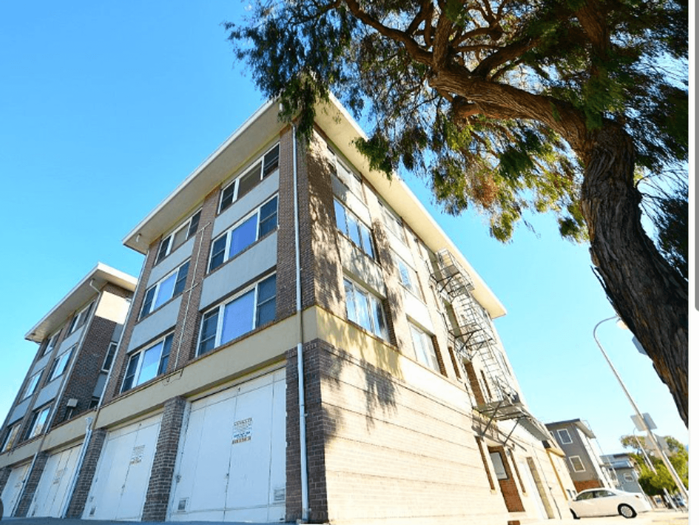 Albany Apartment: 935 Solano Avenue