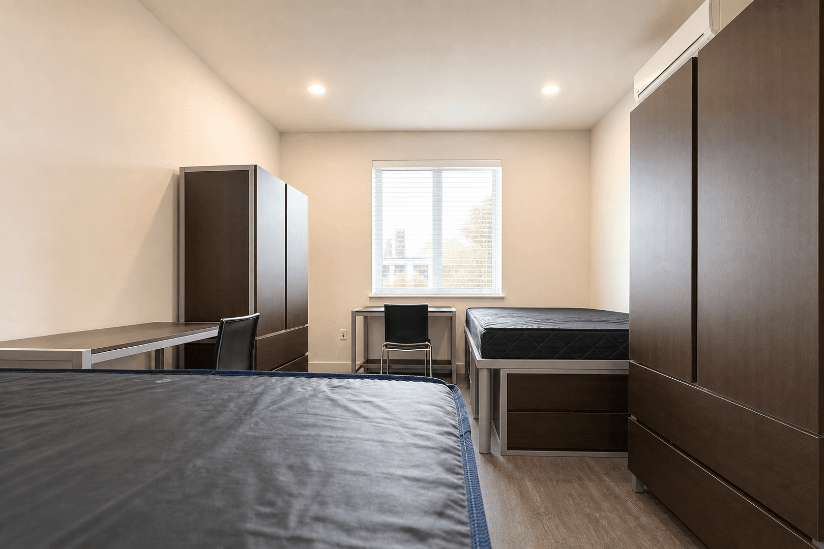 Berkeley Apartment: 2077 Haste St