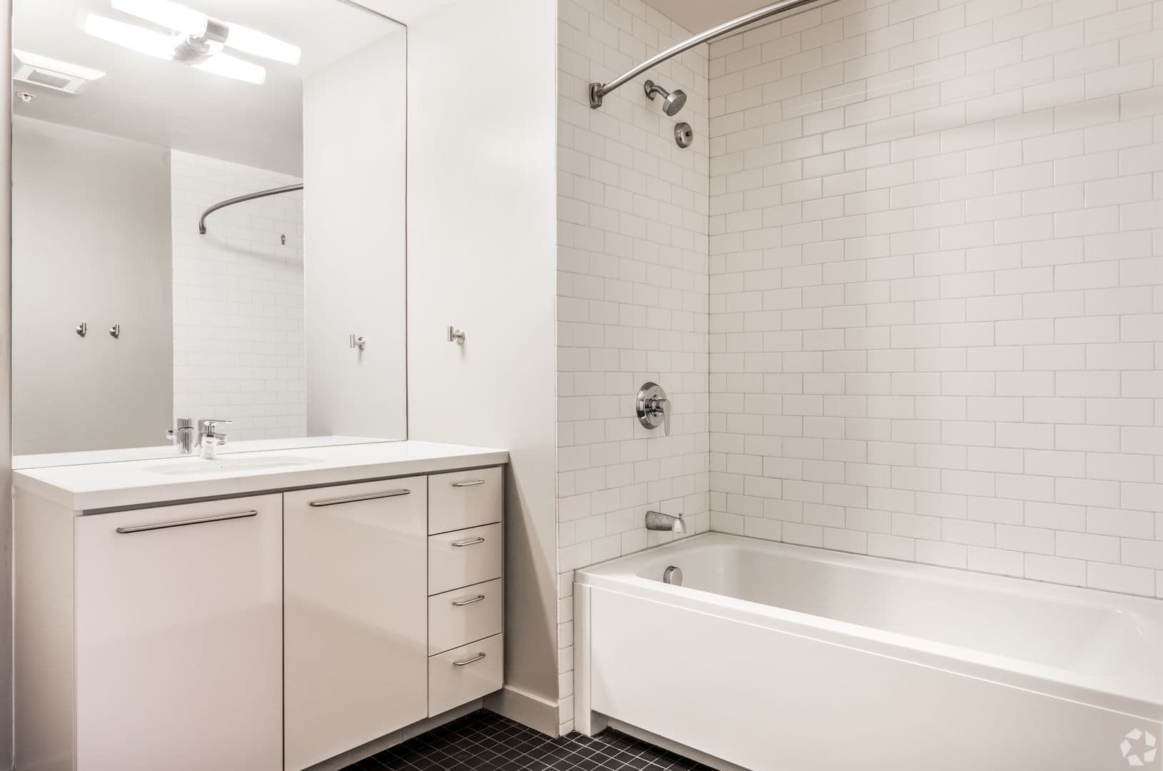 Berkeley Apartment: 3015 San Pablo Ave.