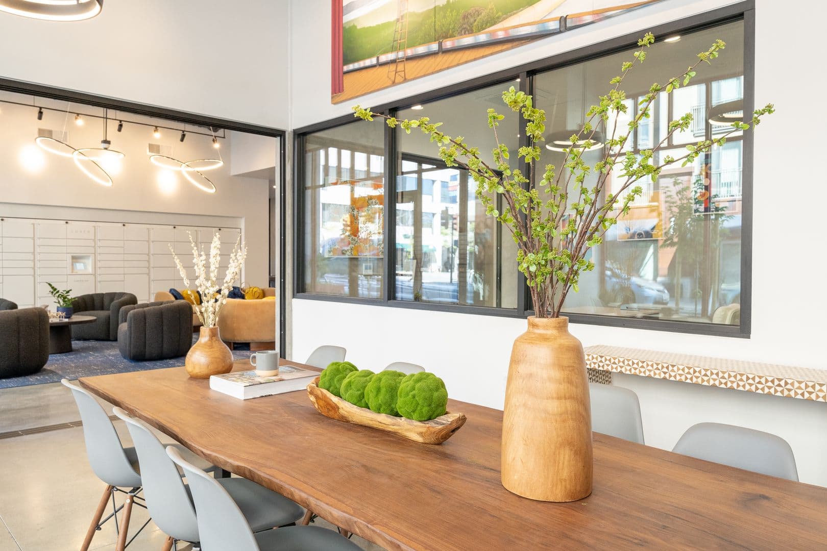 Berkeley Apartment: 2001 Milvia St