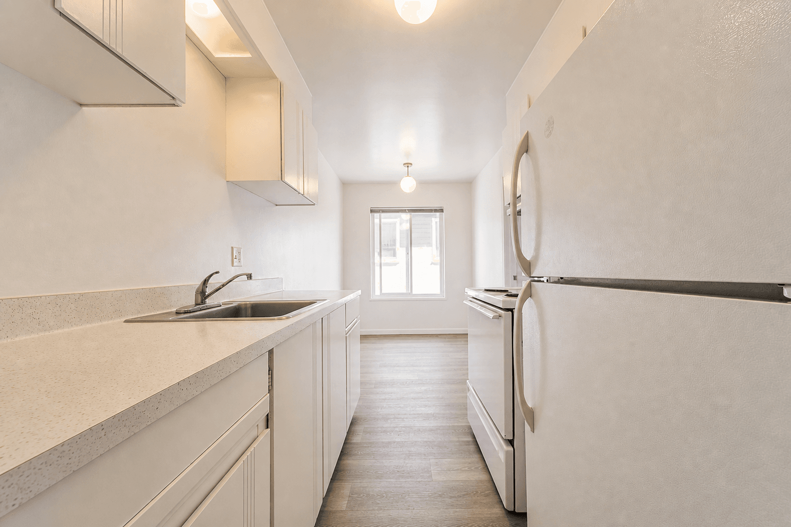 Berkeley Apartment: 2540 College Ave