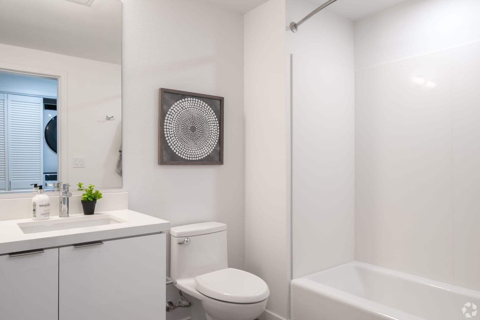 Berkeley Apartment: 3006 San Pablo Ave.