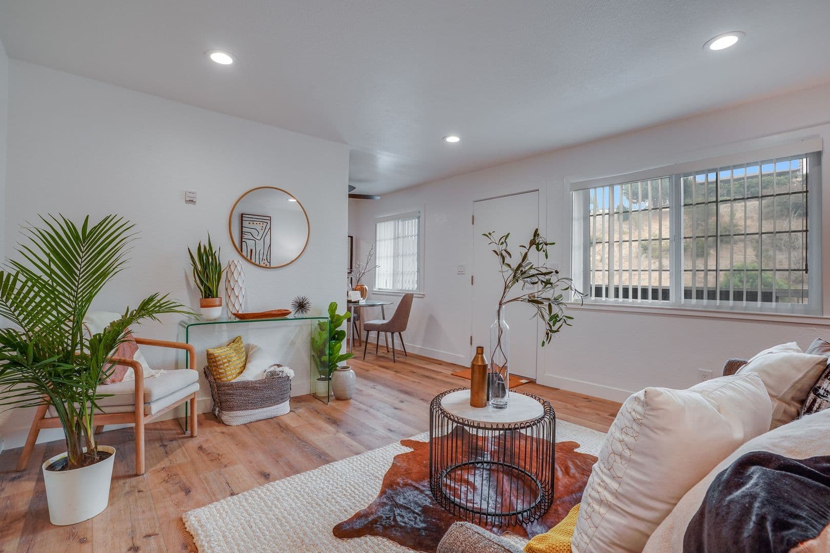 Hayward Apartment: 1282 Mattox Rd