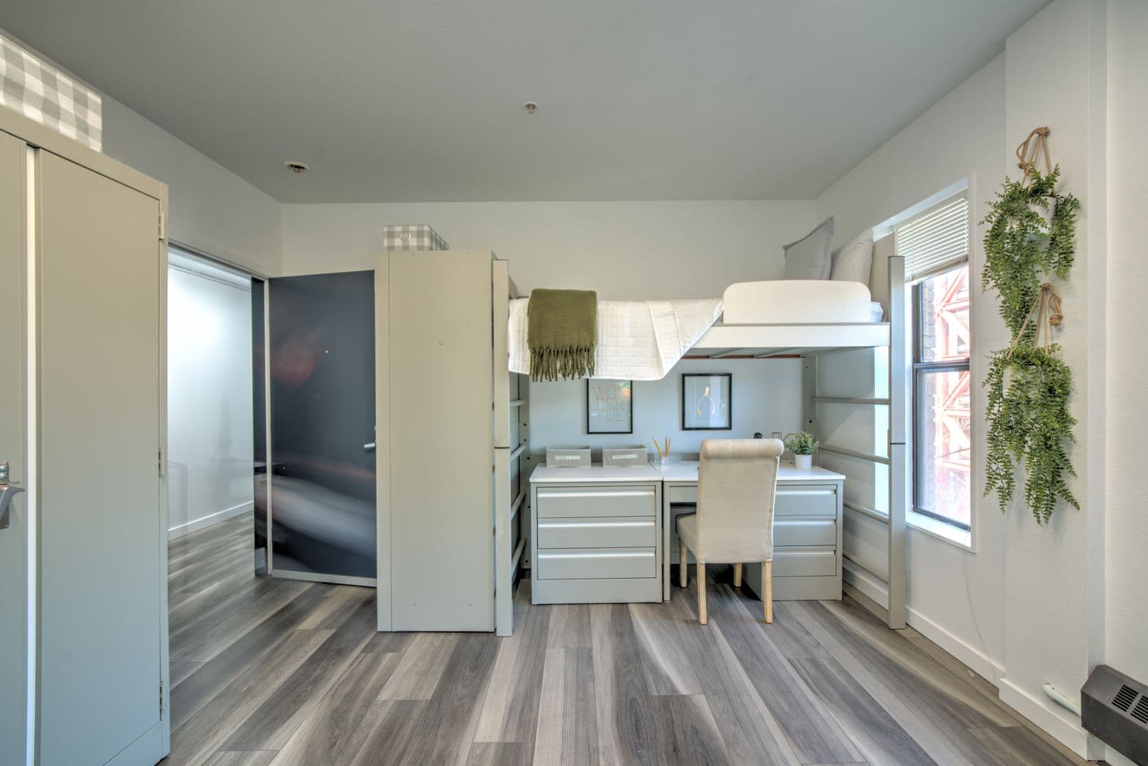 Berkeley Apartment: 2490 Channing Way